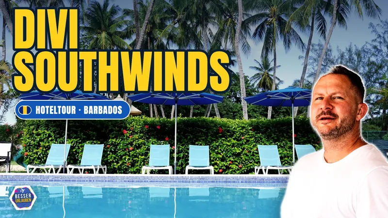 Vorschaubild des Hotelvideos: Pool mit blauen Sonnenschirmen und Palmen, Schriftzug Divi Southwinds