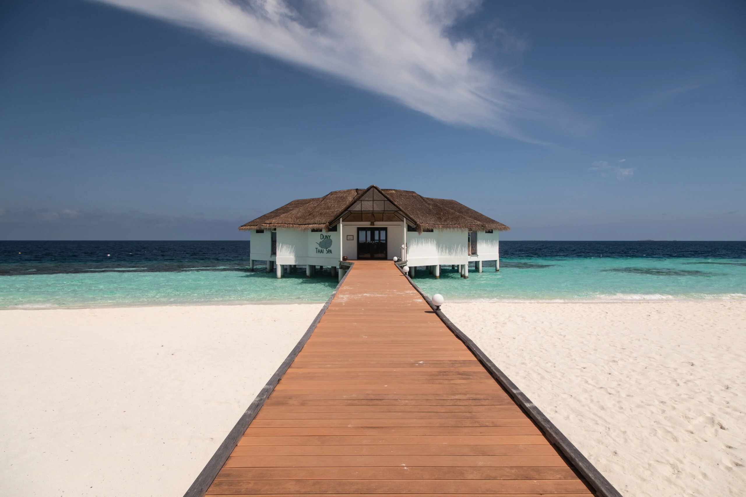 Angaga Island Resort & Spa